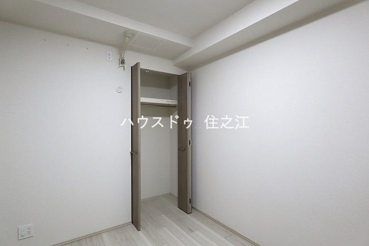 全室に収納がございますのでお部屋の中がスッキリ片付きますよ