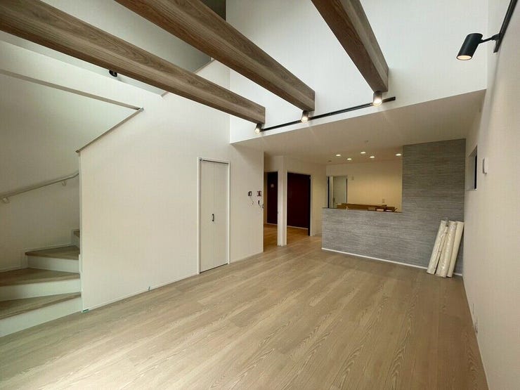 【Living】広さと明るさにこだわったリビング。家族とのコミュニケーションが弾む空間です。