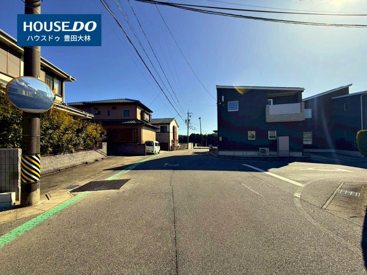 *野見小学校・美里中学校*
見るだけ聞くだけOK!【お気軽に資料請求!不動産のことならなんでも/ハウスドゥ豊田大林】