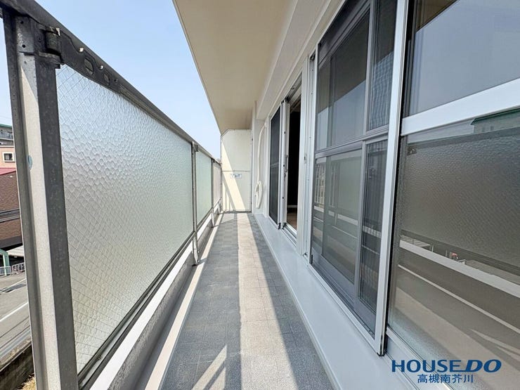 西向きのバルコニーは6.48㎡です