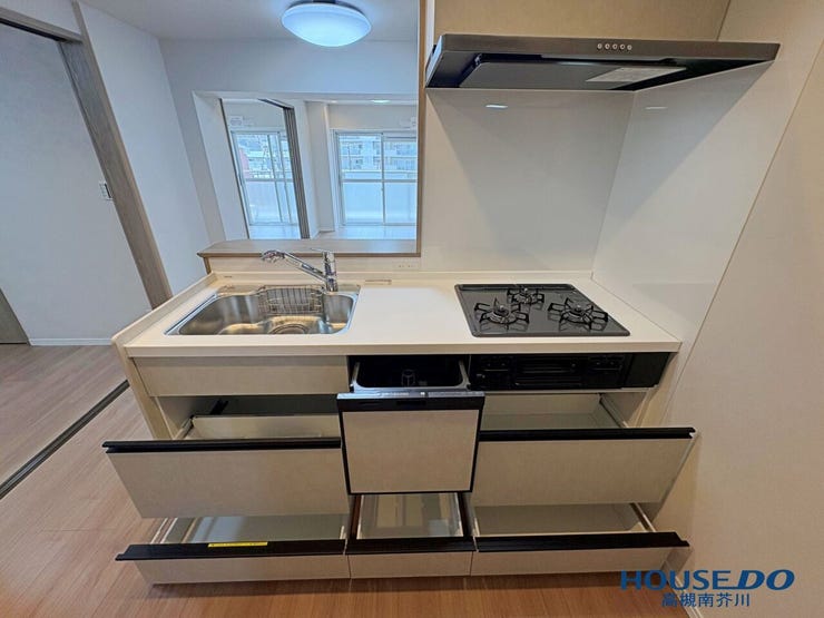 食器の収納もバッチリ
食洗器も更新されています