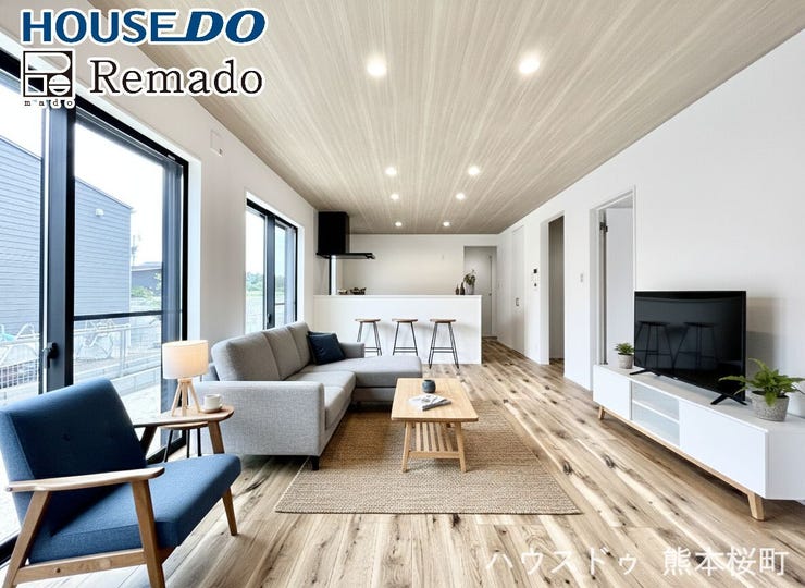 ■□■リビング■□■
大きな窓からの採光で明るく・温かな雰囲気のリビングルーム☆家族団らんに◎ダイニングからはご飯を食べながらでもキッチンにいる方と会話ができます!※家具はCGです