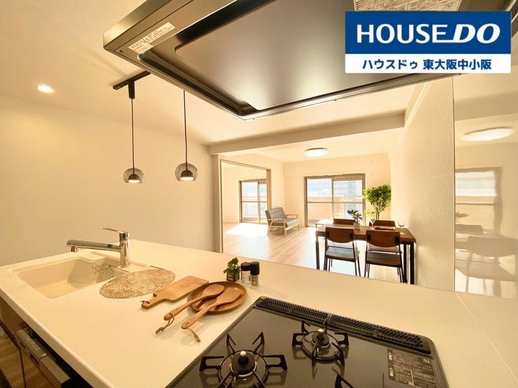 開放感ある
キッチンスペースからはリビングを見渡せ安心です♪
ご家族の様子を見ながらお料理ができます