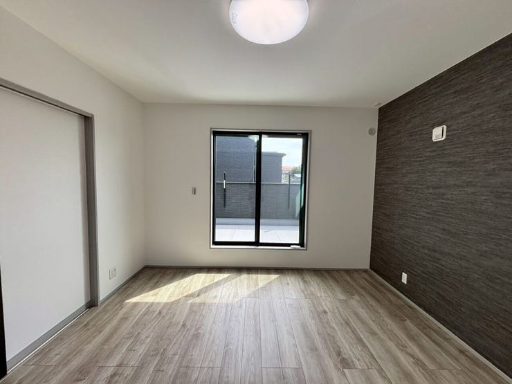 2階北側洋室8帖