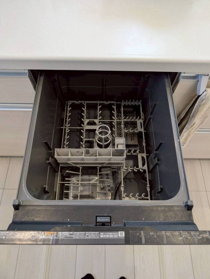 食器洗乾燥機がついております。