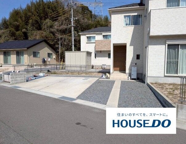 お車は3台駐車可能です