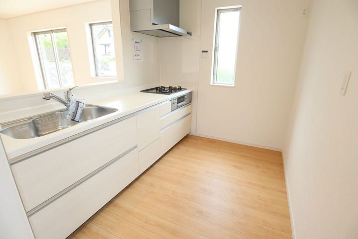 ◇キッチン◇ 同仕様
使い勝手の良いカウンターシステムキッチン♪
家事がはかどりそうです♪