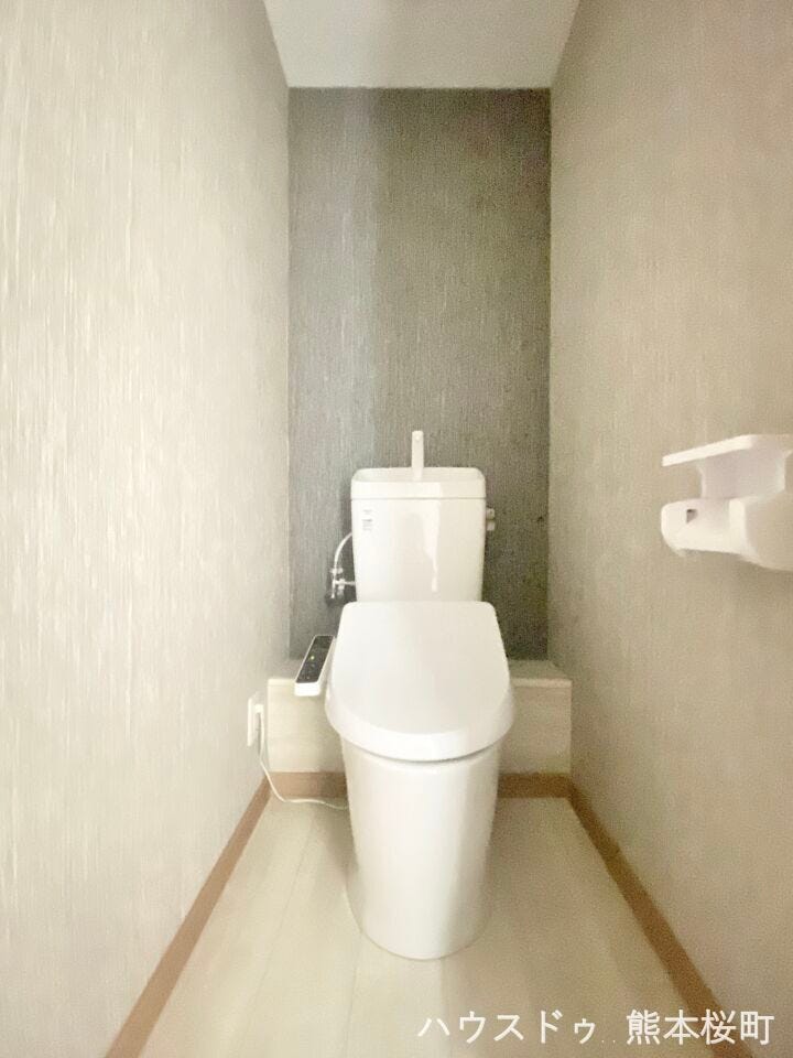 ■□■安らぎのひとときを提供する場所■□■清潔さと静けさを両立した空間。心落ち着くひとときを過ごせる、プライベートなレストルームです。