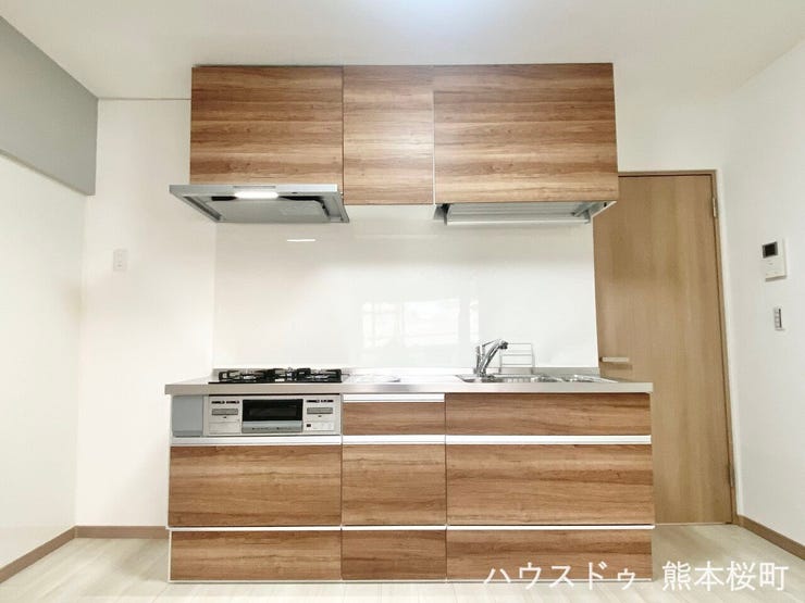 ■□■家族の「美味しい」が集まる、喜びを生み出す舞台■□■高い機能性と美しいデザインを両立。料理する人も、待つ人も、笑顔になれる場所です。