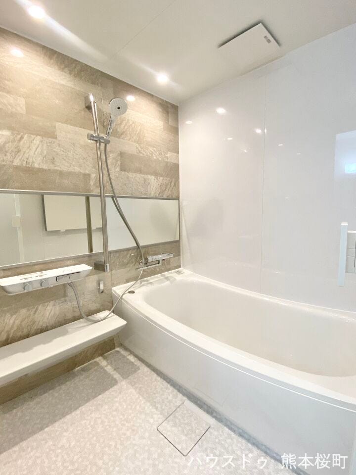 ■□■深い癒やしのプライベート空間■□■一日の疲れを洗い流し、心身を解放する、静かで贅沢な時間を提供します。