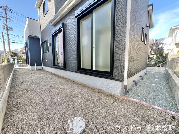 ■遊びと安らぎの多目的空間■子どもが安全に遊べ、ペットと触れ合い、大人も自然に癒やされる、暮らしを彩るスペースです。