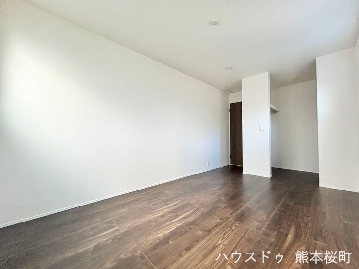 ■□■2階7.25帖洋室■□■心からリラックスできる静けさ、上質な眠りで、毎日をリセットします。明日への活力を養う空間です。