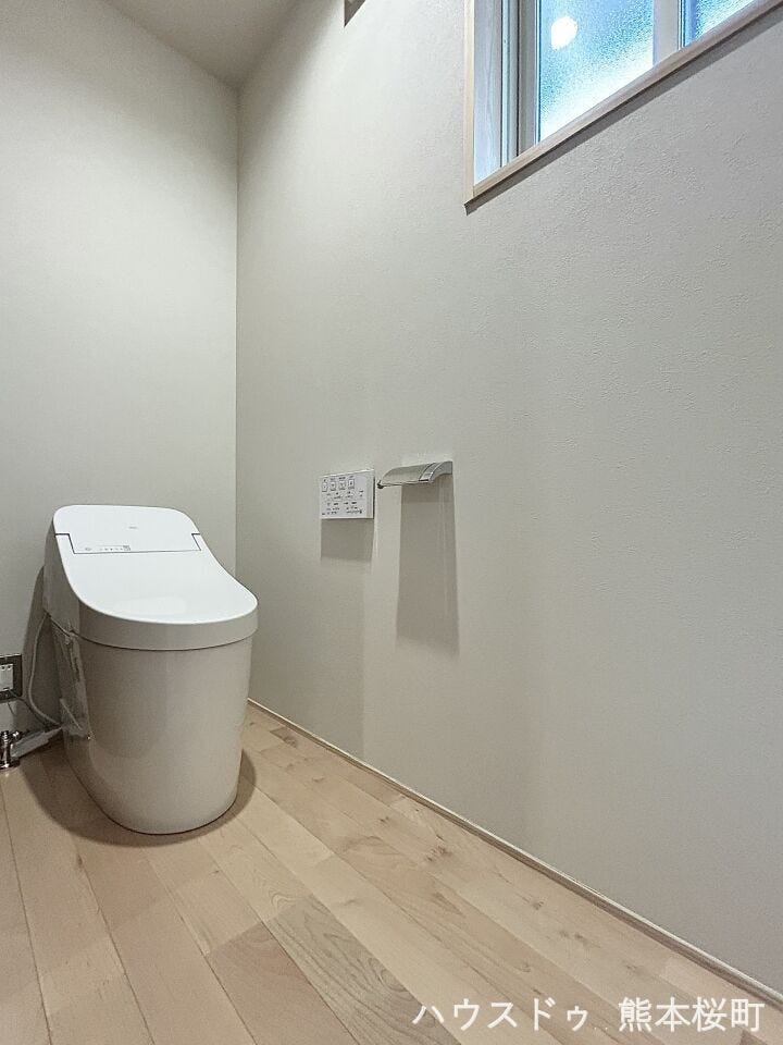 ■□■安らぎのひとときを提供する場所■□■清潔さと静けさを両立した空間。心落ち着くひとときを過ごせる、プライベートなレストルームです