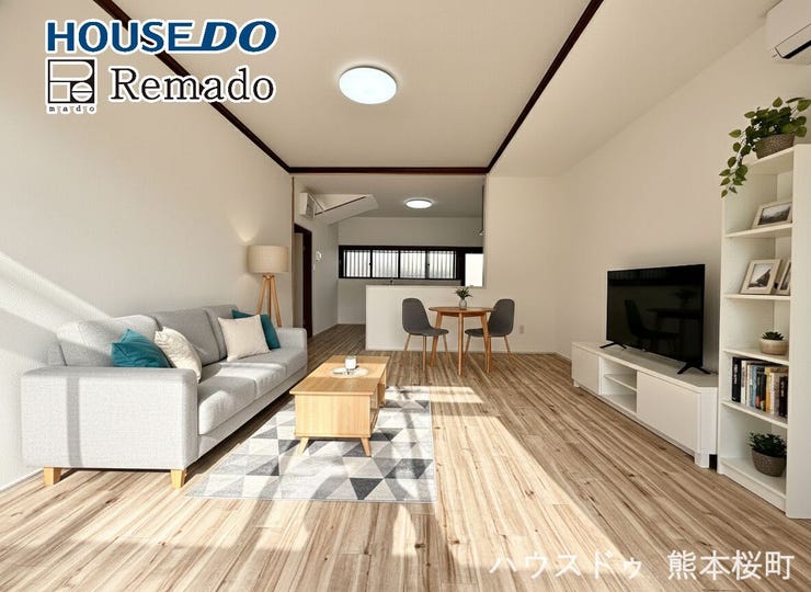 ■□■家族の笑顔が集う、安らぎとくつろぎの中心地■□■お気に入りの家具を迎え、窓からは心地の良い光が差し込みます。※CGで家具を配置しています