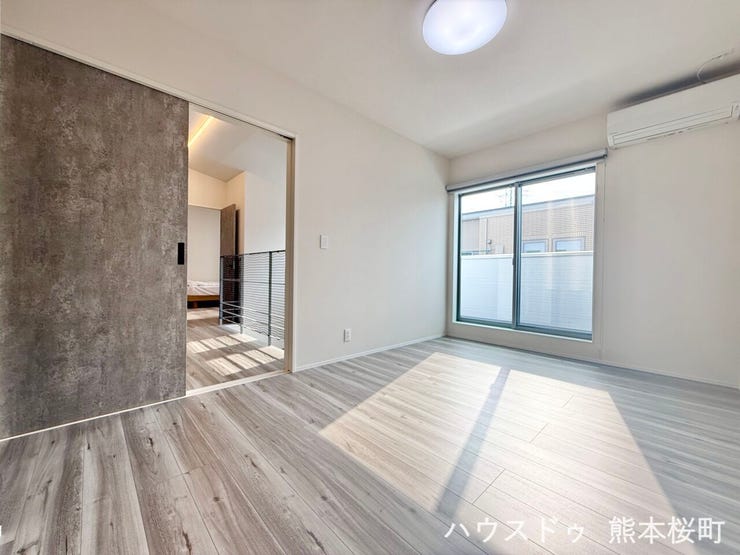 ■2階6.8帖洋室■心からリラックスできる静けさ、上質な眠りで、毎日をリセットします。明日への活力を養う空間です