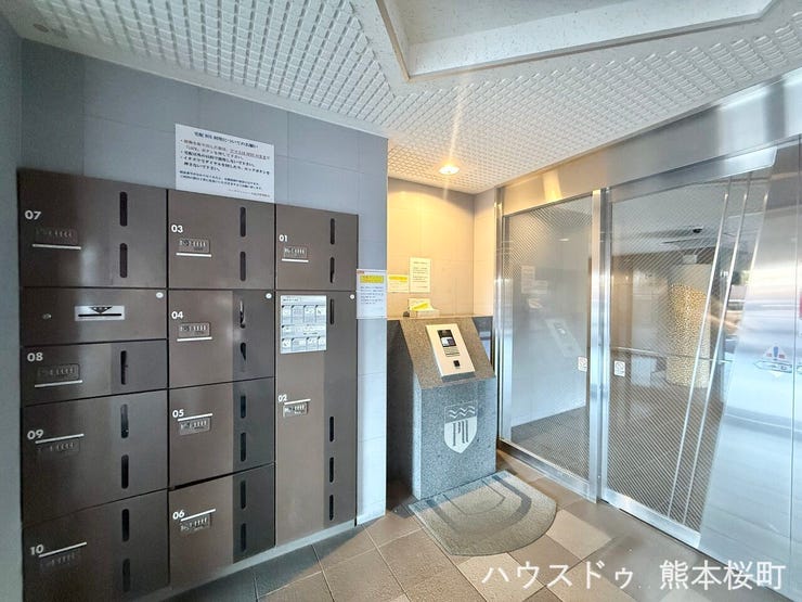 ■□■オートロック&宅配ボックス■□■
オートロックシステムを完備しており安心です。不在時でも荷物を受け取ることのできる宅配ボックス付き!