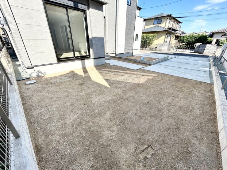 ■□■遊びと安らぎの多目的空間■□■子どもが安全に遊べ、ペットと触れ合い、大人も自然に癒やされる、暮らしを彩るスペースです。