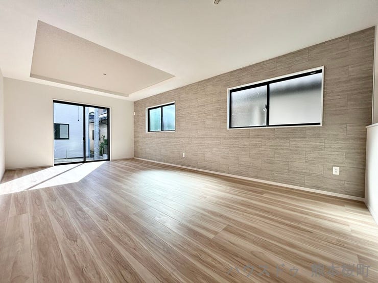 ■□■安らぎと笑顔の中心地■□■陽光が優しく降り注ぎ、会話が自然と弾む。ここでは、毎日が特別な時間へと変わります。