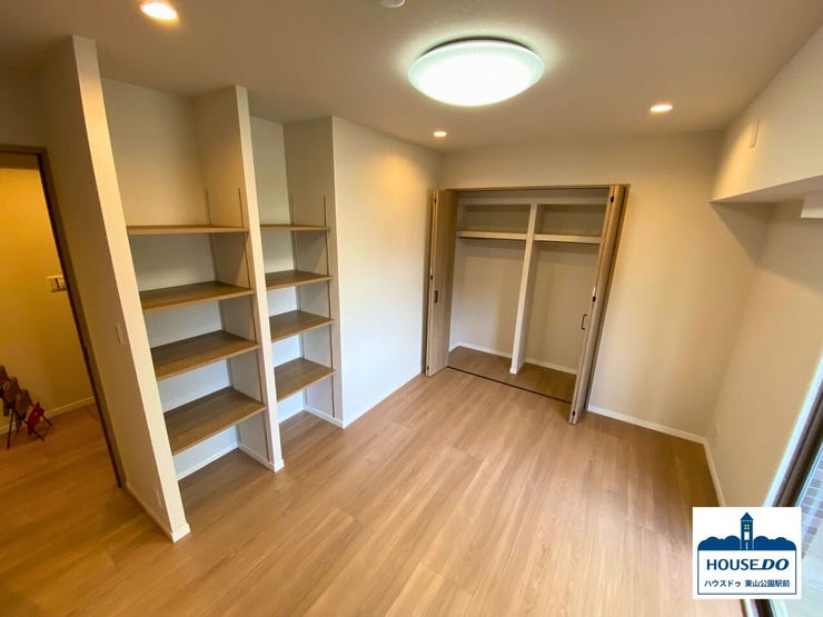 北側6,6帖の洋室の様子。
全居室収納付きだから、お部屋がスッキリ片づきます