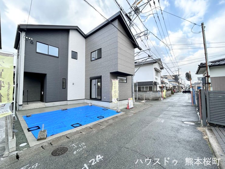 ■理想を叶える新しい暮らしの舞台■高いデザイン性と機能性を兼ね備えた住まい。ここで、家族の新しい物語が始まります。