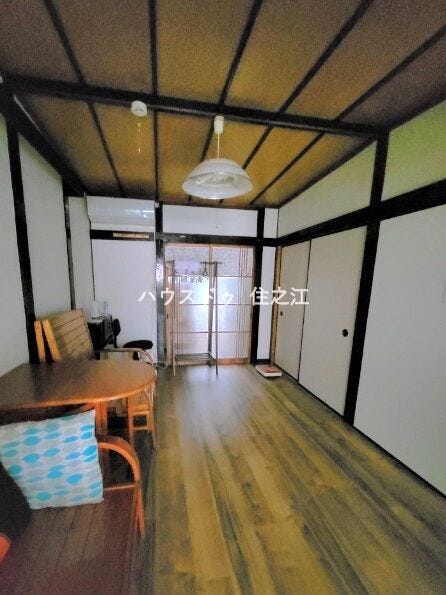 押入れ2ヵ所ございます