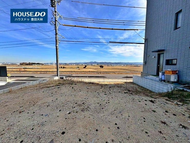 *高嶺小学校・上郷中学校*
見るだけ聞くだけOK!【お気軽に資料請求!不動産のことならなんでも/ハウスドゥ豊田大林】