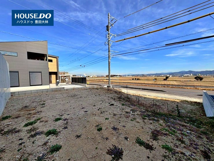 *高嶺小学校・上郷中学校*
見るだけ聞くだけOK!【お気軽に資料請求!不動産のことならなんでも/ハウスドゥ豊田大林】