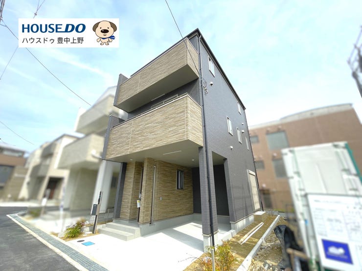 【外観】
2026年3月完成済み!ビルトインガレージでお車1台保管可能!住宅性能表示制度6項目最高等級取得&地震に強い工法で建築された大変優秀なお家です♪