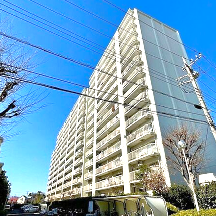 【外観】
西武池袋線「入間市」駅徒歩圏内で、通勤・通学にも便利な立地です。