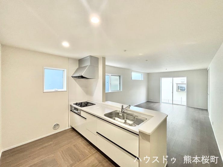 ■家族の「美味しい」が集まる舞台■高い機能性と美しいデザインを両立。料理する人も、待つ人も、笑顔になれる場所です。