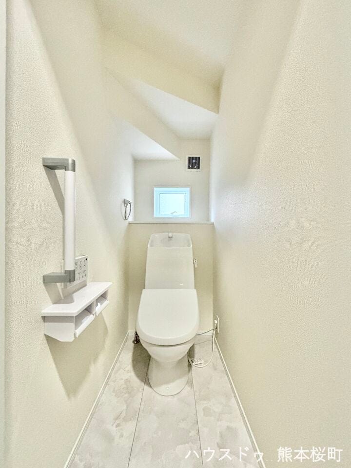 ■一人になれる安らぎの場所■清潔さと静けさを両立した空間。心落ち着くひとときを過ごせる、プライベートなレストルームです。