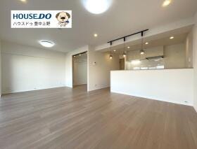 豊中市上野東１丁目