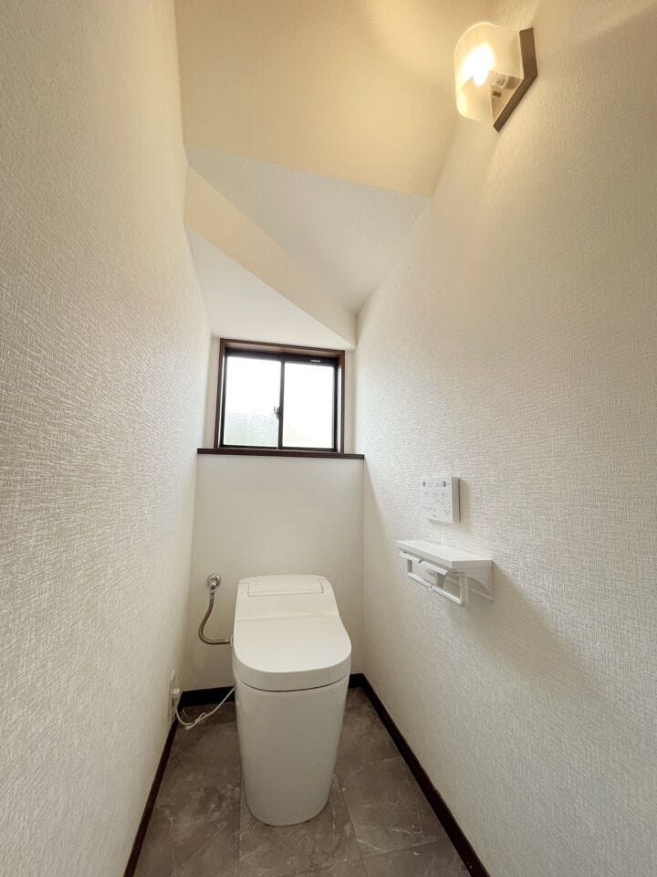 新品のタンクレストイレで
お掃除も楽々です♪