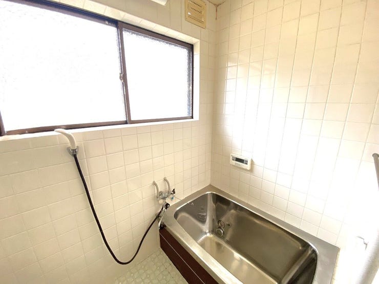 浴槽が深いので肩までお湯につかれます(´・・)寒い冬もぽかぽかです!