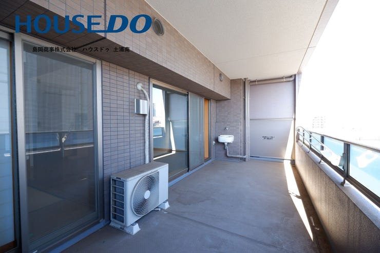 【広々としたバルコニー】
和室とリビングどちらかもいける動線です!