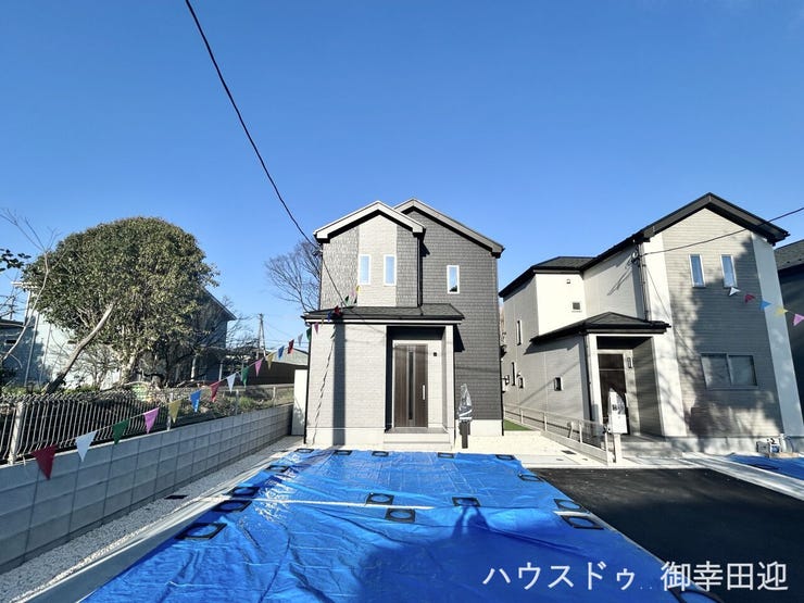 ■理想を叶える新しい暮らしの舞台■高いデザイン性と機能性を兼ね備えた住まい。ここで、家族の新しい物語が始まります。