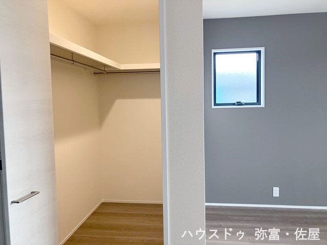 収納にゆとりが持てるWIC付!