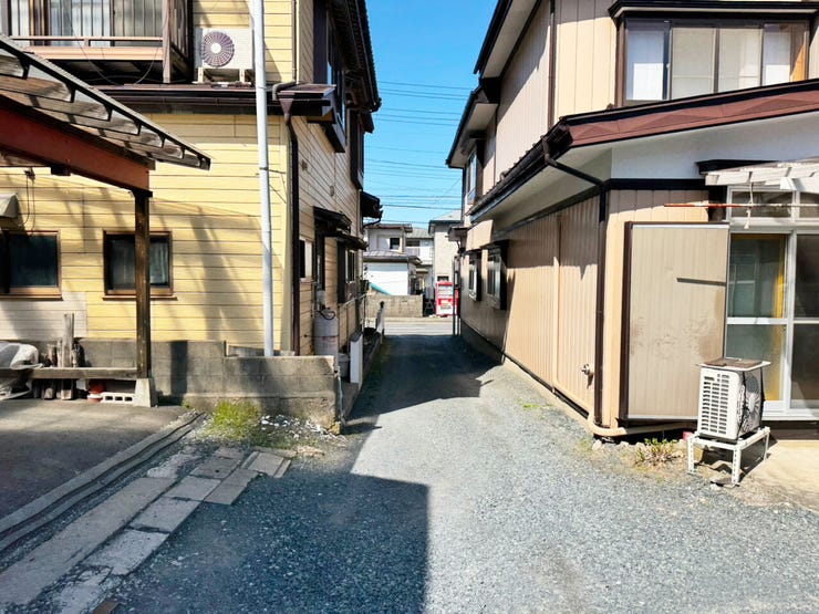 現地(2026年4月)撮影
◎建築条件無し◎
詳細は、ハウスドゥ 八戸市庁前までお気軽にお問い合わせくださいませ♪