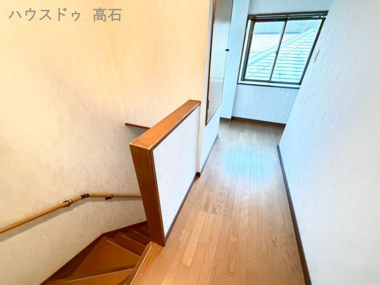 窓があり明るいです