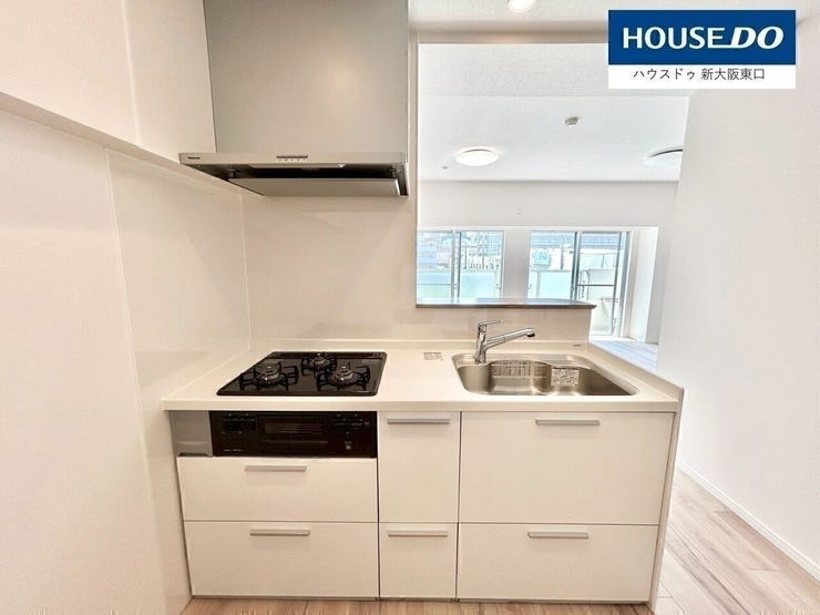 システムキッチン★
グリル付きで収納豊富です