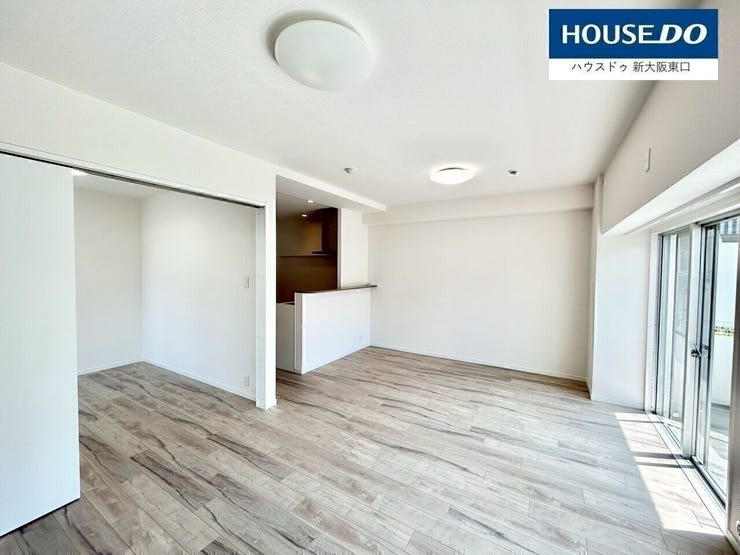 14.4帖広々LDK★
白基調なので日が差すとより透明感のある空間ですね!