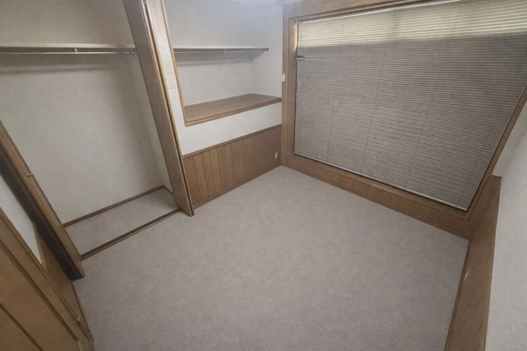 1階洋室
※空室をイメージしCG加工したものです。 画像は実際の室内写真と間取り図から再現した「室内イメージ」で実際とは多少異なります。