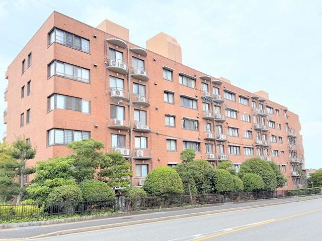 【外観】
瑞穂区上山町に佇むヴィンテージレジデンス