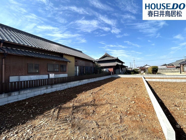 【外観】
◇外観写真◇
如意申町2丁目の閑静な住宅街に全5棟で新築戸建ての登場です!小学校まで徒歩5分圏内なので、小さなお子様の通学も安心できる距離♪子育て世帯にもおすすめです♪