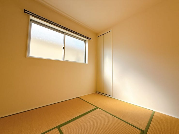 和室も日当たりが良く、明るい空間となっております。