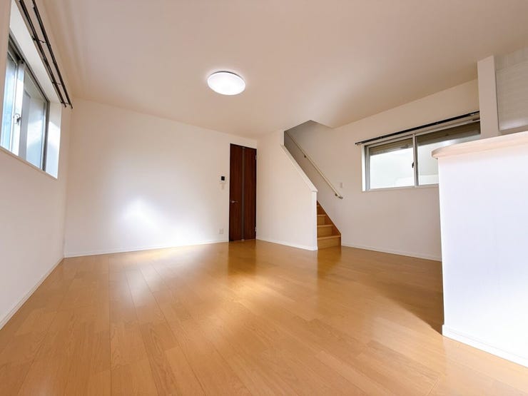 開放感のある広いLDK!
家具やインテリアの配置も楽しめます。