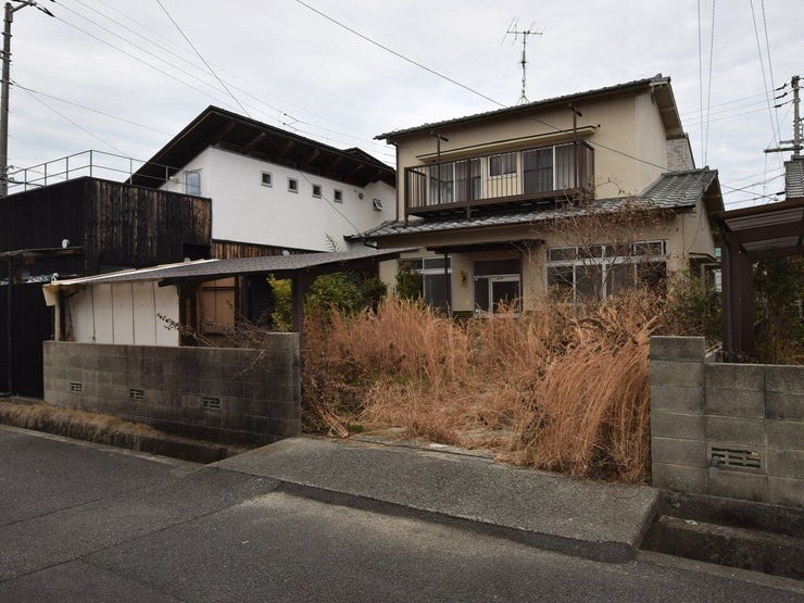 【外観】
外観を南東側より撮影