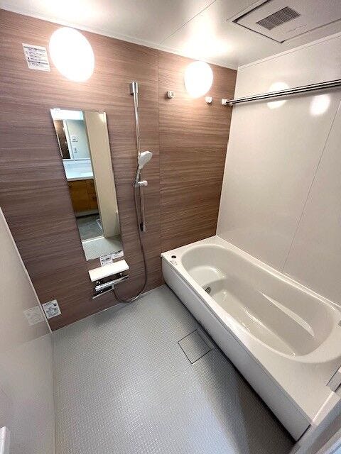 リフォーム済できれいな浴室はリラックスしたバスタイムをお楽しみいただけます♪