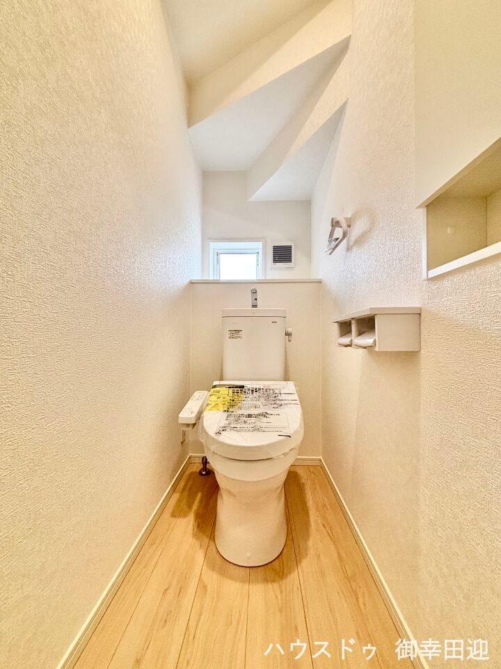 ■一人になれる安らぎの場所■清潔さと静けさを両立した空間。心落ち着くひとときを過ごせる、プライベートなレストルームです。