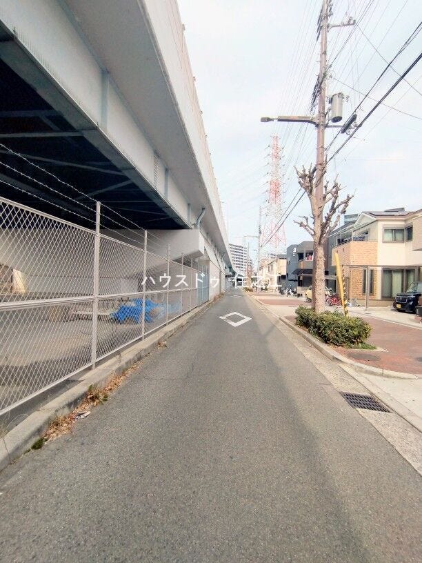 ★前面道路を含む現地写真